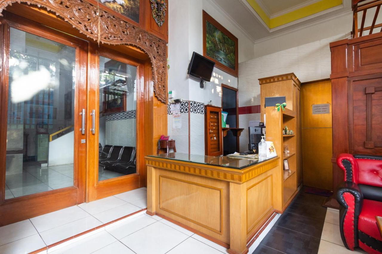 Homestay Gayatri Sawojajar Near Univ Negeri Malang Kampus 2 Mitra Reddoorz Exteriér fotografie