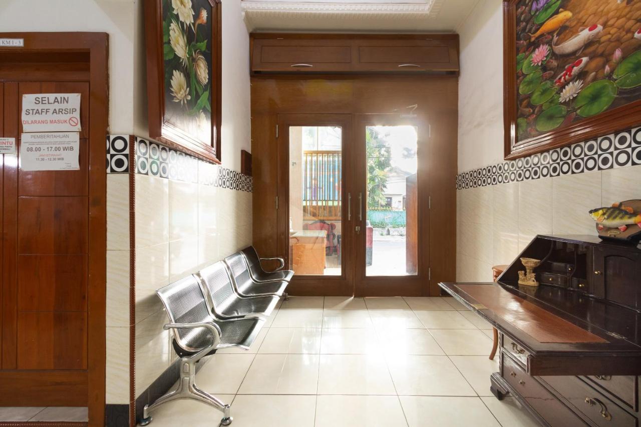 Homestay Gayatri Sawojajar Near Univ Negeri Malang Kampus 2 Mitra Reddoorz Exteriér fotografie