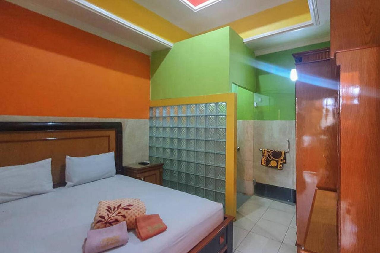 Homestay Gayatri Sawojajar Near Univ Negeri Malang Kampus 2 Mitra Reddoorz Exteriér fotografie